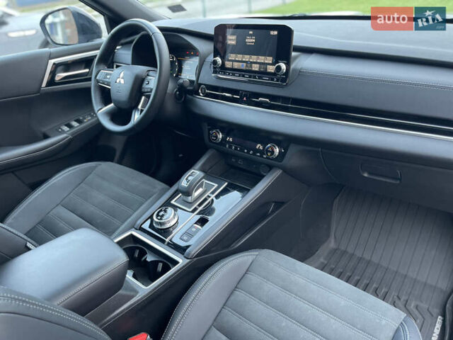 Мицубиси Аутлендер, объемом двигателя 2.49 л и пробегом 51 тыс. км за 25900 $, фото 32 на Automoto.ua