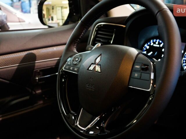 Мицубиси Аутлендер 2022 в Виннице на Automoto.ua Мицубиси Аутлендер, объемом двигателя 2.36 л и пробегом 0 тыс. км за 29751 $, фото 46 на Automoto.ua