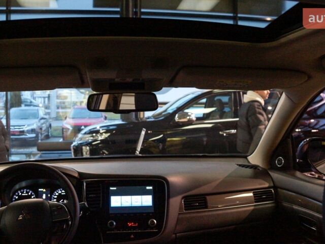 Мицубиси Аутлендер 2022 в Виннице на Automoto.ua Мицубиси Аутлендер, объемом двигателя 2.36 л и пробегом 0 тыс. км за 29751 $, фото 60 на Automoto.ua