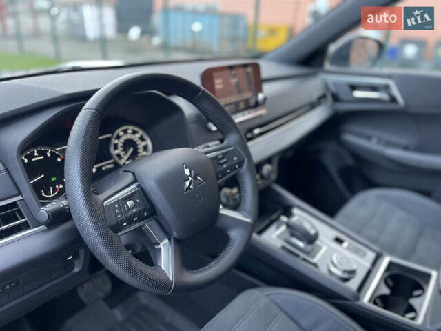 Мицубиси Аутлендер, объемом двигателя 2.49 л и пробегом 51 тыс. км за 25900 $, фото 24 на Automoto.ua