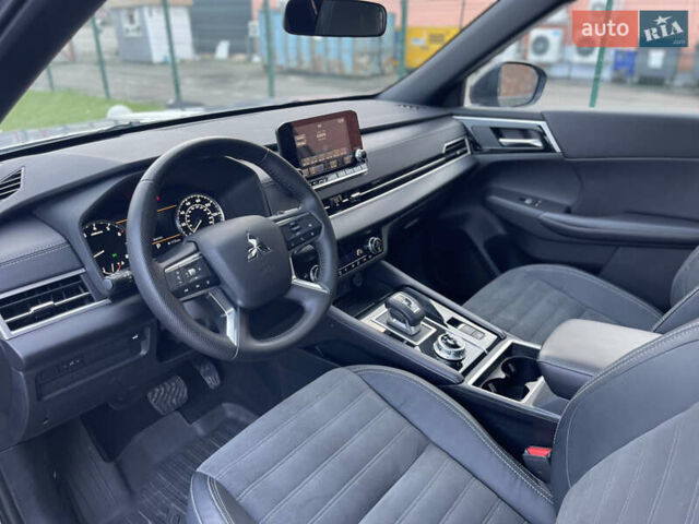 Мицубиси Аутлендер, объемом двигателя 2.49 л и пробегом 51 тыс. км за 25900 $, фото 23 на Automoto.ua