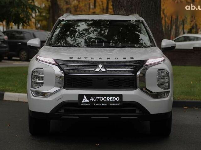 Міцубісі Аутлендер, об'ємом двигуна 2.5 л та пробігом 18 тис. км за 30000 $, фото 1 на Automoto.ua