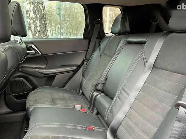 Міцубісі Аутлендер, об'ємом двигуна 2.5 л та пробігом 121 тис. км за 27300 $, фото 21 на Automoto.ua