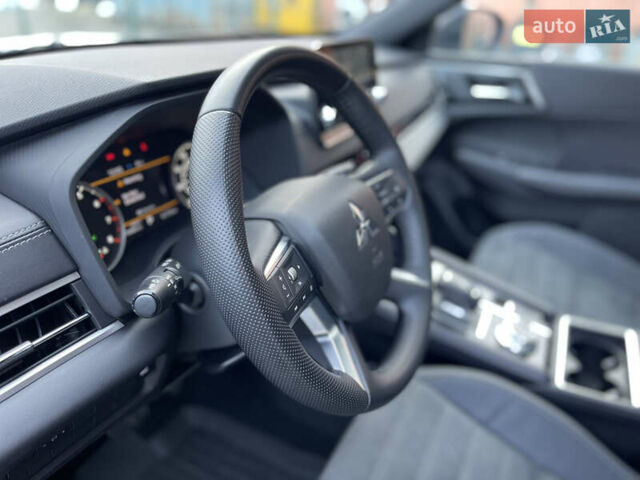 Мицубиси Аутлендер, объемом двигателя 2.49 л и пробегом 51 тыс. км за 25900 $, фото 25 на Automoto.ua