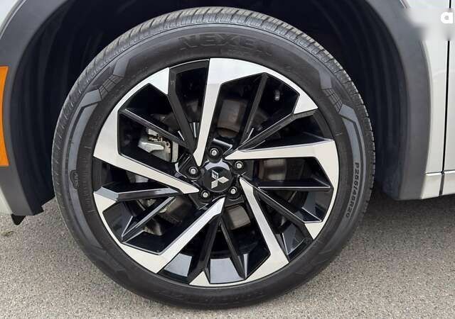 Мицубиси Аутлендер, объемом двигателя 2.5 л и пробегом 25 тыс. км за 28500 $, фото 9 на Automoto.ua