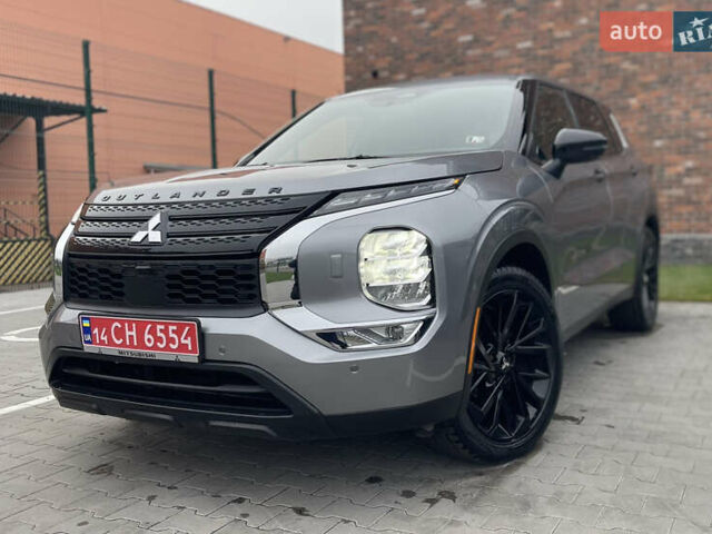 Мицубиси Аутлендер, объемом двигателя 2.49 л и пробегом 51 тыс. км за 25900 $, фото 2 на Automoto.ua