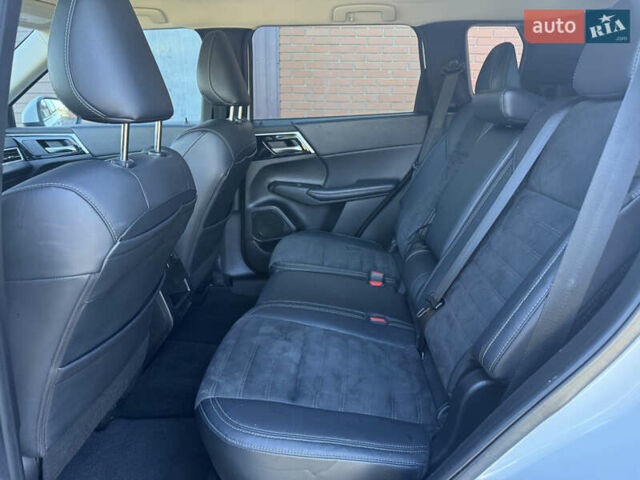 Мицубиси Аутлендер, объемом двигателя 0 л и пробегом 76 тыс. км за 25500 $, фото 8 на Automoto.ua