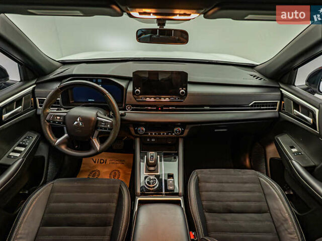 Мицубиси Аутлендер, объемом двигателя 2.5 л и пробегом 45 тыс. км за 29502 $, фото 10 на Automoto.ua