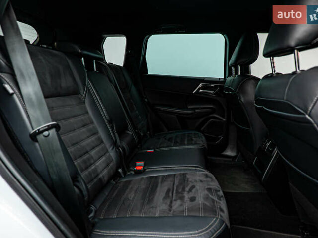 Мицубиси Аутлендер, объемом двигателя 2.5 л и пробегом 45 тыс. км за 29502 $, фото 21 на Automoto.ua