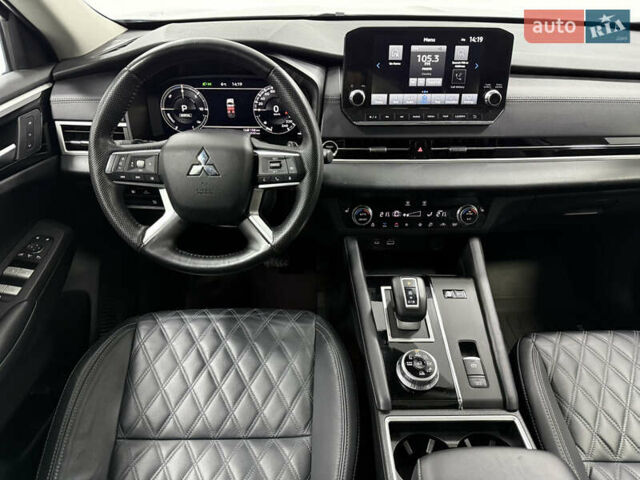 Мицубиси Аутлендер, объемом двигателя 2.36 л и пробегом 44 тыс. км за 35900 $, фото 24 на Automoto.ua
