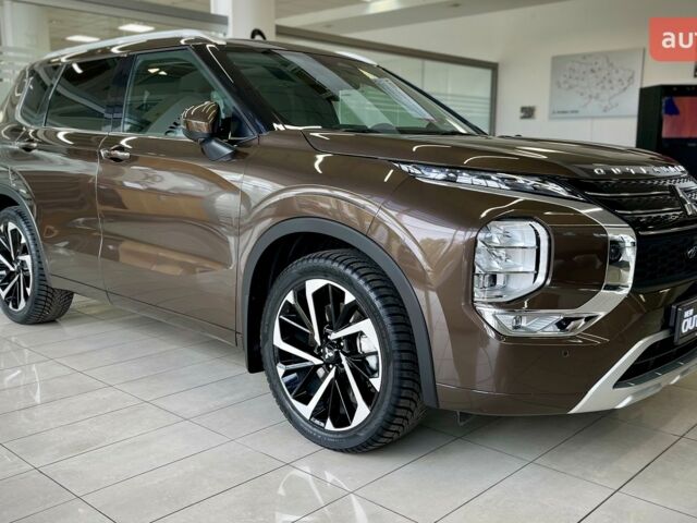 Мицубиси Аутлендер 2024 в Львове на Automoto.ua Мицубиси Аутлендер, объемом двигателя 2.49 л и пробегом 0 тыс. км за 40501 $, фото 5 на Automoto.ua