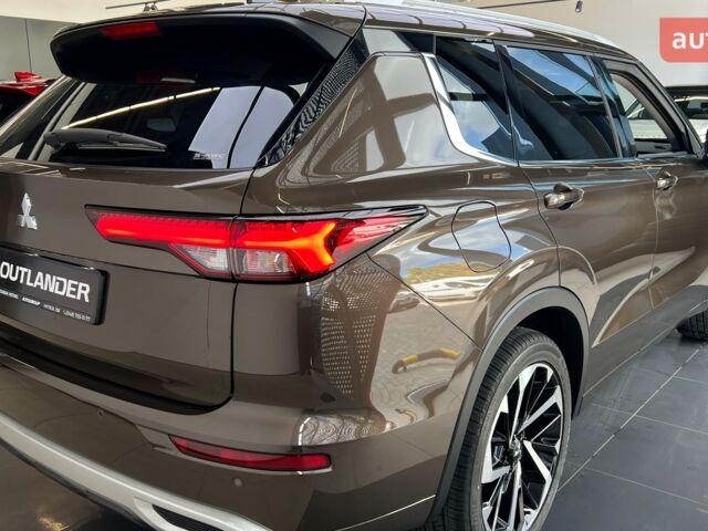 купити нове авто Міцубісі Аутлендер 2024 року від офіційного дилера АВТОГРАД ОДЕСА MITSUBISHI Міцубісі фото