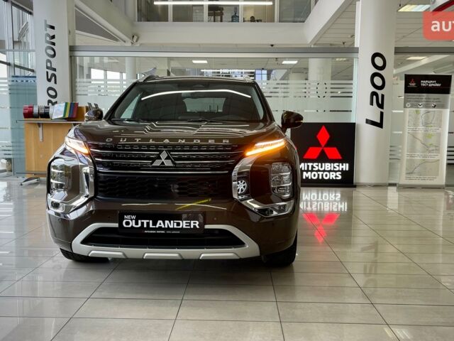 Мицубиси Аутлендер 2024 в Львове на Automoto.ua Мицубиси Аутлендер, объемом двигателя 2.49 л и пробегом 0 тыс. км за 40501 $, фото 11 на Automoto.ua