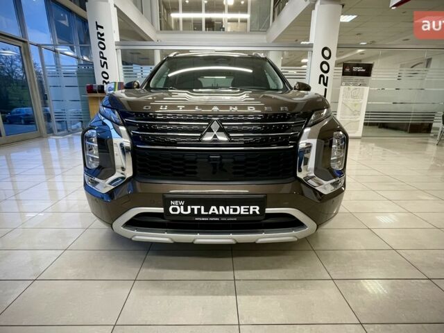 Мицубиси Аутлендер 2024 в Львове на Automoto.ua Мицубиси Аутлендер, объемом двигателя 2.49 л и пробегом 0 тыс. км за 40501 $, фото 2 на Automoto.ua