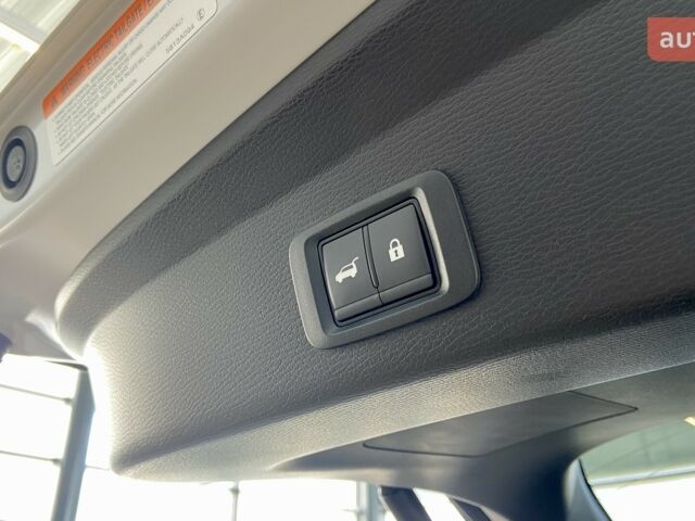 Мицубиси Аутлендер, объемом двигателя 2.49 л и пробегом 0 тыс. км за 35580 $, фото 25 на Automoto.ua