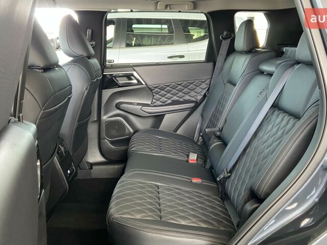 Мицубиси Аутлендер, объемом двигателя 2.49 л и пробегом 0 тыс. км за 42191 $, фото 21 на Automoto.ua