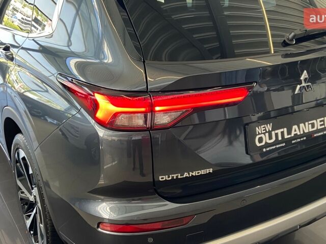 Мицубиси Аутлендер, объемом двигателя 2.49 л и пробегом 0 тыс. км за 42191 $, фото 6 на Automoto.ua