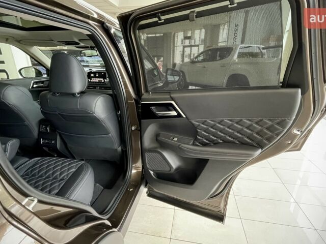 Мицубиси Аутлендер 2024 в Львове на Automoto.ua Мицубиси Аутлендер, объемом двигателя 2.49 л и пробегом 0 тыс. км за 40501 $, фото 27 на Automoto.ua