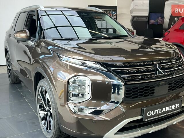 купити нове авто Міцубісі Аутлендер 2024 року від офіційного дилера АВТОГРАД ОДЕСА MITSUBISHI Міцубісі фото