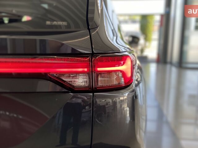 Мицубиси Аутлендер, объемом двигателя 2.49 л и пробегом 0 тыс. км за 42191 $, фото 8 на Automoto.ua