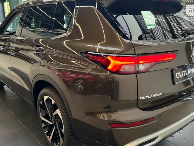 купити нове авто Міцубісі Аутлендер 2024 року від офіційного дилера АВТОГРАД ОДЕСА MITSUBISHI Міцубісі фото