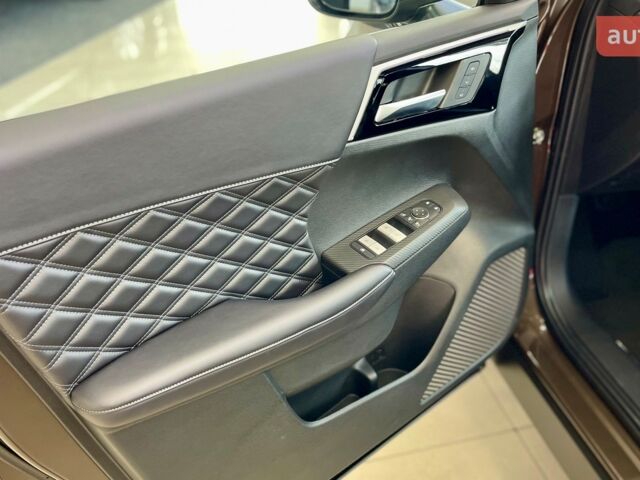 Мицубиси Аутлендер 2024 в Львове на Automoto.ua Мицубиси Аутлендер, объемом двигателя 2.49 л и пробегом 0 тыс. км за 40501 $, фото 24 на Automoto.ua