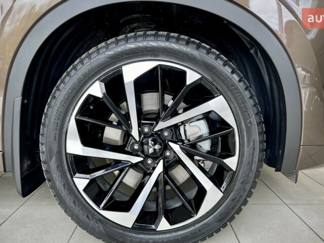 Мицубиси Аутлендер 2024 в Львове на Automoto.ua Мицубиси Аутлендер, объемом двигателя 2.49 л и пробегом 0 тыс. км за 40501 $, фото 33 на Automoto.ua