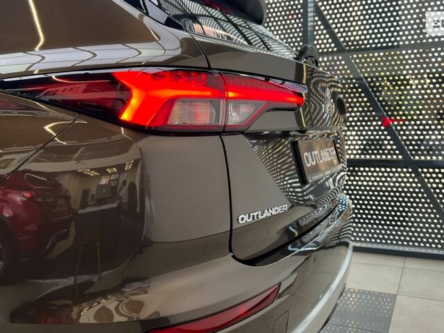 купити нове авто Міцубісі Аутлендер 2024 року від офіційного дилера АВТОГРАД ОДЕСА MITSUBISHI Міцубісі фото