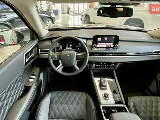 Мицубиси Аутлендер 2024 в Львове на Automoto.ua Мицубиси Аутлендер, объемом двигателя 2.49 л и пробегом 0 тыс. км за 40501 $, фото 21 на Automoto.ua