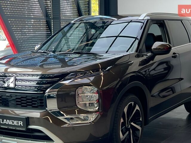 купити нове авто Міцубісі Аутлендер 2024 року від офіційного дилера АВТОГРАД ОДЕСА MITSUBISHI Міцубісі фото