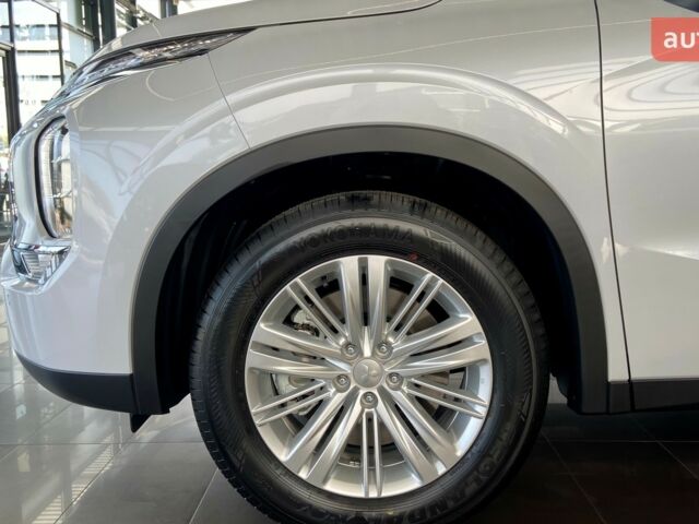 Мицубиси Аутлендер, объемом двигателя 2.49 л и пробегом 0 тыс. км за 35580 $, фото 10 на Automoto.ua