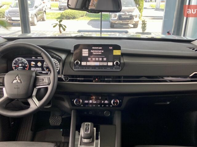 Мицубиси Аутлендер, объемом двигателя 2.49 л и пробегом 0 тыс. км за 35580 $, фото 12 на Automoto.ua