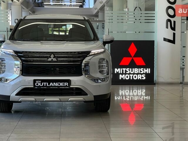 Мицубиси Аутлендер 2025 в Львове на Automoto.ua Мицубиси Аутлендер, объемом двигателя 2.49 л и пробегом 0 тыс. км за 39690 $, фото 1 на Automoto.ua