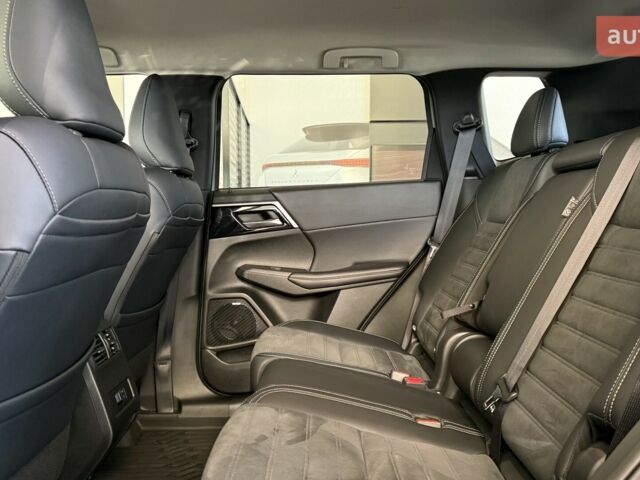 купить новое авто Мицубиси Аутлендер 2025 года от официального дилера Автоцентр AUTO.RIA Мицубиси фото