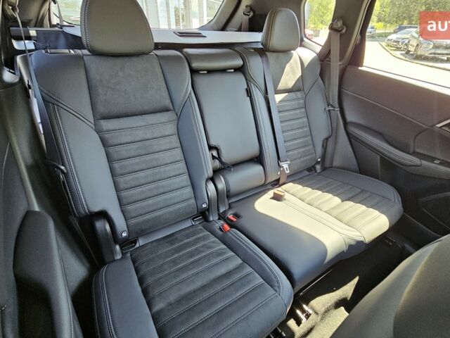 Міцубісі Аутлендер, об'ємом двигуна 2.49 л та пробігом 0 тис. км за 37683 $, фото 8 на Automoto.ua