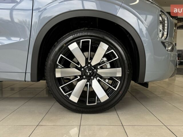 Мицубиси Аутлендер, объемом двигателя 2.49 л и пробегом 0 тыс. км за 44076 $, фото 12 на Automoto.ua