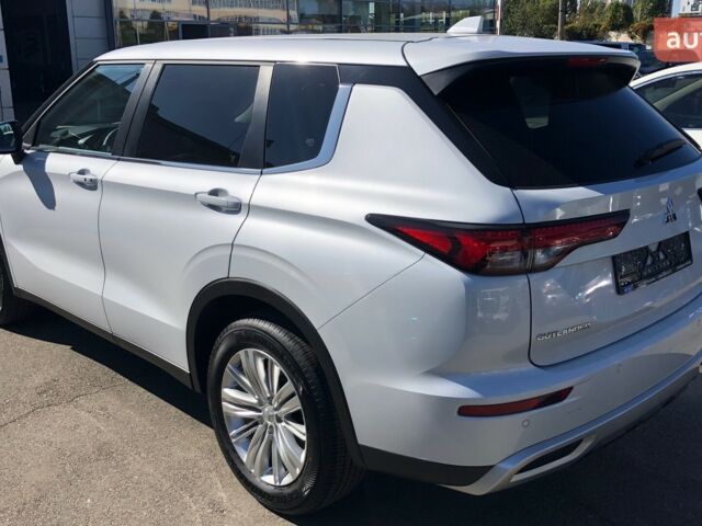 Міцубісі Аутлендер, об'ємом двигуна 2.49 л та пробігом 0 тис. км за 38037 $, фото 2 на Automoto.ua