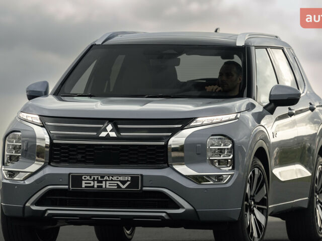купить новое авто Мицубиси Аутлендер 2025 года от официального дилера ВТ МОТОРС Мицубиси фото