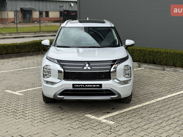 купить новое авто Мицубиси Аутлендер 2025 года от официального дилера Mitsubishi Motors Чернівці Мицубиси фото