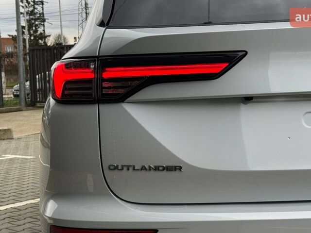 купить новое авто Мицубиси Аутлендер 2025 года от официального дилера Mitsubishi Motors Чернівці Мицубиси фото