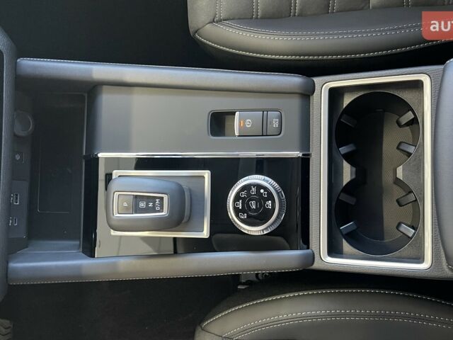 Мицубиси Аутлендер 2025 в Львове на Automoto.ua Мицубиси Аутлендер, объемом двигателя 2.49 л и пробегом 0 тыс. км за 39690 $, фото 27 на Automoto.ua