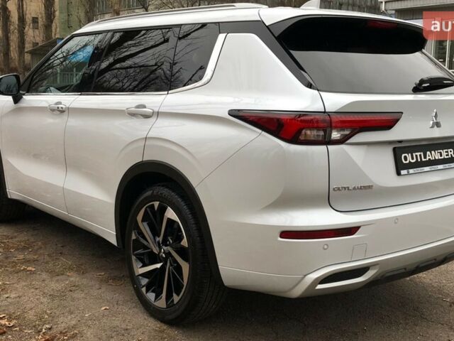 Мицубиси Аутлендер, объемом двигателя 2.49 л и пробегом 0 тыс. км за 39728 $, фото 8 на Automoto.ua