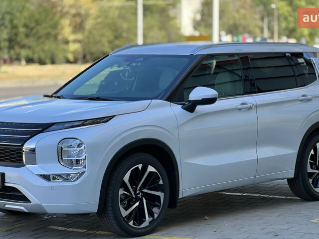 купить новое авто Мицубиси Аутлендер 2025 года от официального дилера Автомир Мицубиси фото
