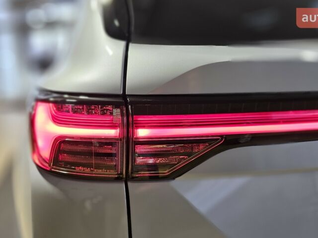 Мицубиси Аутлендер, объемом двигателя 2.49 л и пробегом 0 тыс. км за 44024 $, фото 6 на Automoto.ua