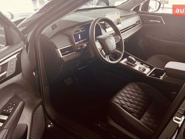 купить новое авто Мицубиси Аутлендер 2025 года от официального дилера ВТ МОТОРС Мицубиси фото