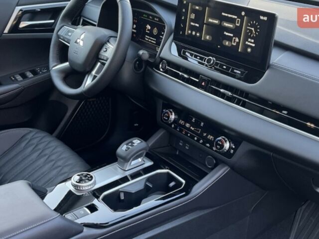 Мицубиси Аутлендер, объемом двигателя 2.49 л и пробегом 0 тыс. км за 43681 $, фото 16 на Automoto.ua