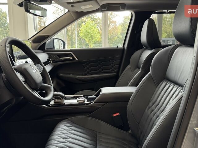 Мицубиси Аутлендер, объемом двигателя 2.49 л и пробегом 0 тыс. км за 44076 $, фото 33 на Automoto.ua