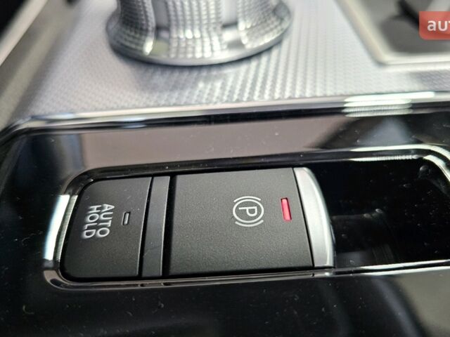 Міцубісі Аутлендер, об'ємом двигуна 2.49 л та пробігом 0 тис. км за 42462 $, фото 21 на Automoto.ua