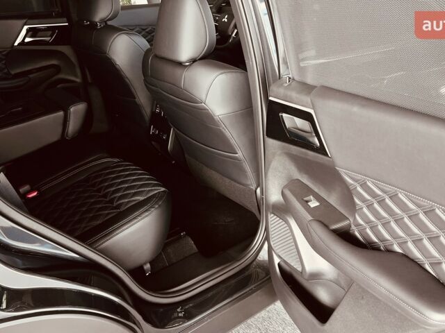 купить новое авто Мицубиси Аутлендер 2025 года от официального дилера ВТ МОТОРС Мицубиси фото