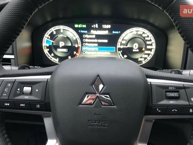 Мицубиси Аутлендер, объемом двигателя 2.49 л и пробегом 0 тыс. км за 39728 $, фото 28 на Automoto.ua